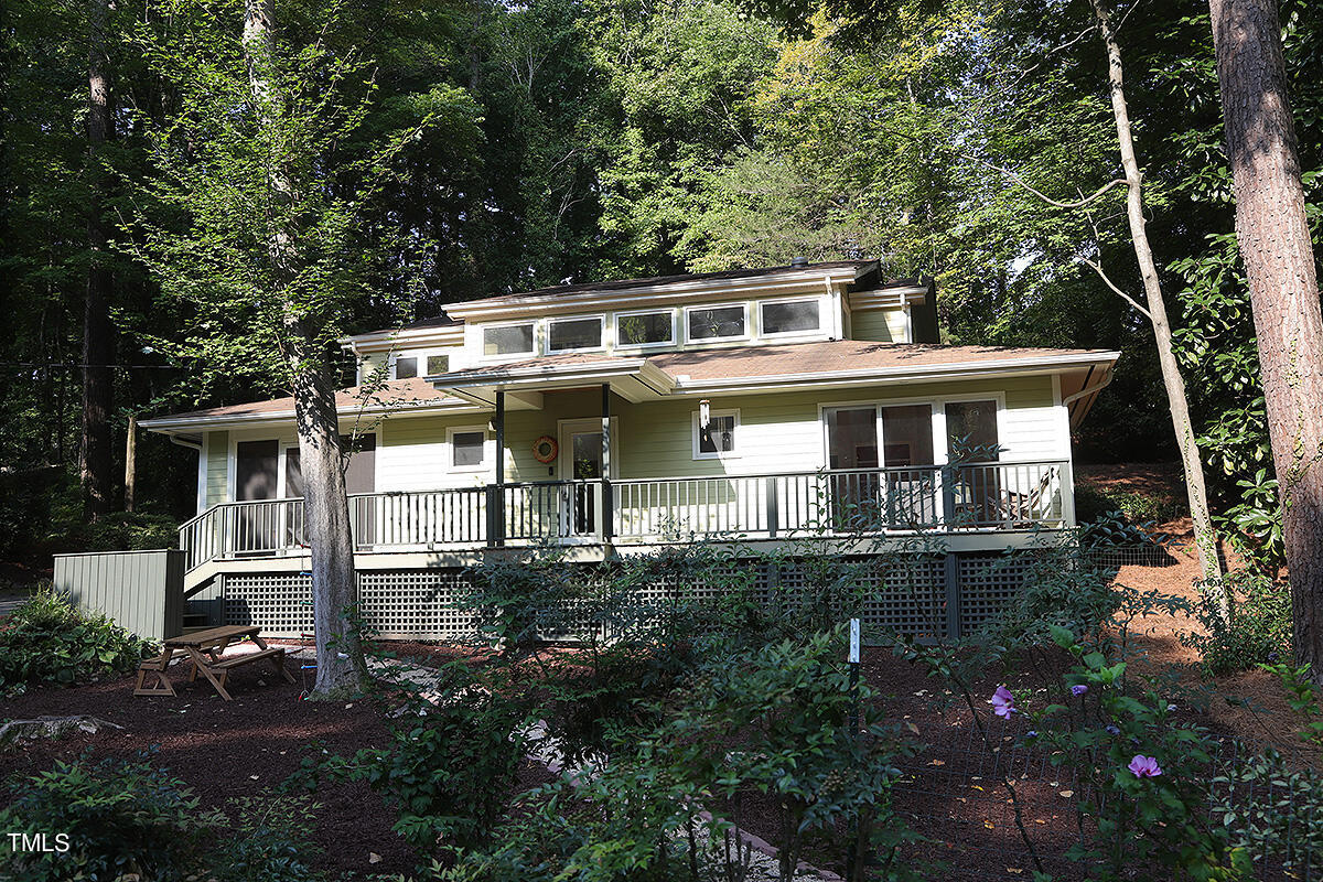 White Pine Dr, Raleigh, NC 27612