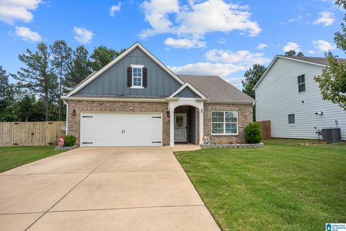 9549 Firebrick Dr, KIMBERLY, AL, 35091-2050 | Card Image