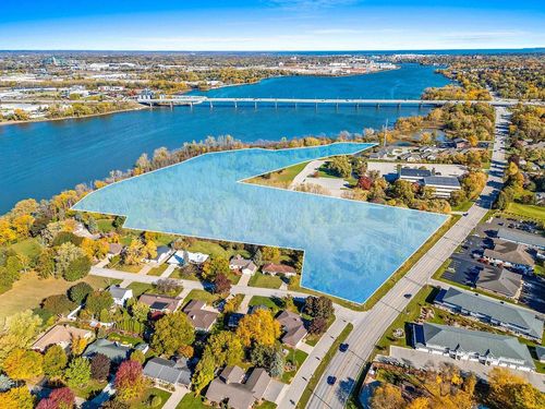 3200 Riverside Drive, ALLOUEZ, WI, 54301 | Card Image