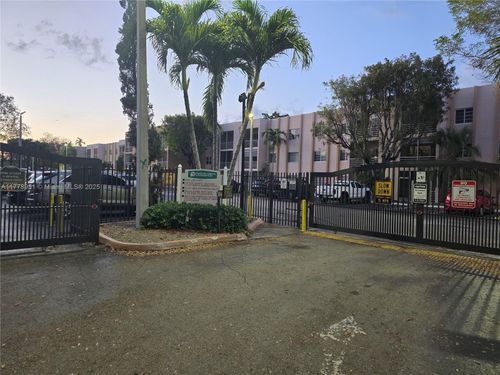 apt-217-15888 Sw 95th Ave, Miami, FL, 33157-1803 | Card Image