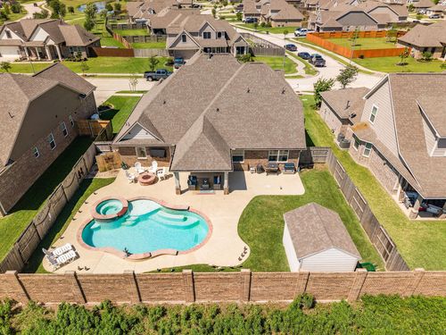 9810 Santa Anita Dr, Mont Belvieu, TX, 77523-1802 | Card Image