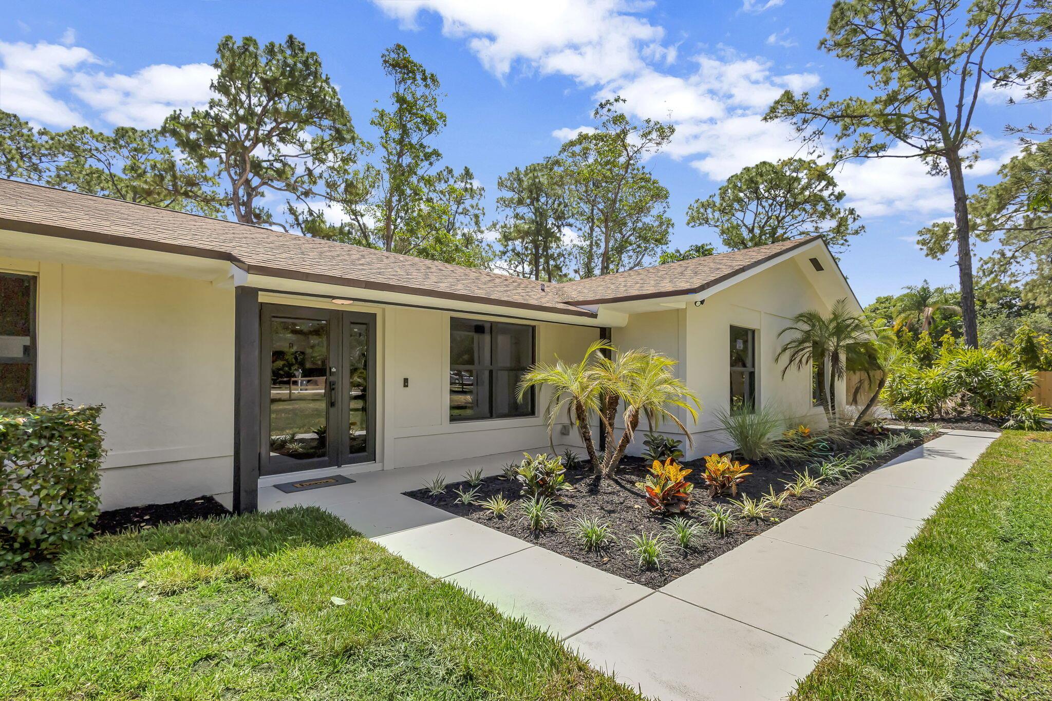 127th Dr, Jupiter, FL 33478