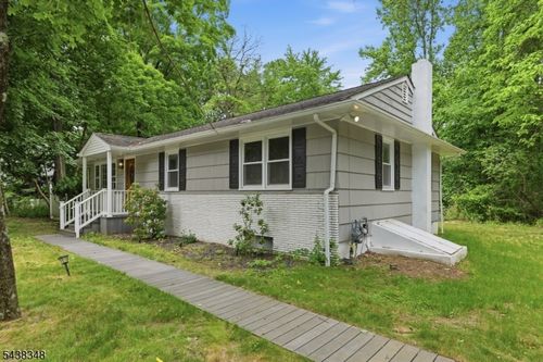 200 Conklintown Rd, Ringwood, NJ, 07456-2400 | Card Image