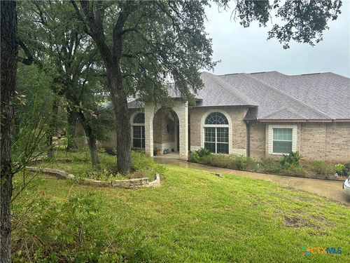 9783 Arroyo Dr, Belton, TX, 76513-7998 | Card Image