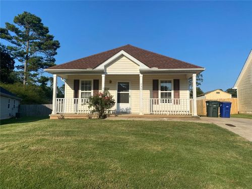 135 Poplar Pointe Terrace Terrace, Griffin, GA, 30224 | Card Image