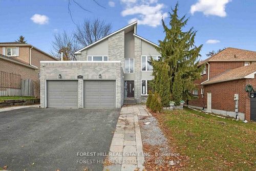 197 Bristol Rd, Newmarket, ON, L3Y7X9 | Card Image
