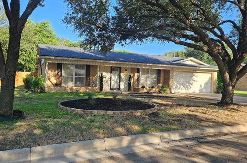 5660 Conlin Dr, Fort Worth, TX, 76134-2220 | Card Image