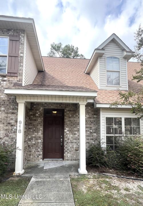 918 Jefferson Dr, Gulfport, MS, 39507-3873 | Card Image