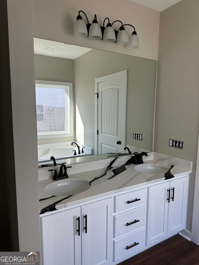 123 Sidetrack Cir, House other with 3 bedrooms, 2 bathrooms and 2 parking in Comer GA | Image 15