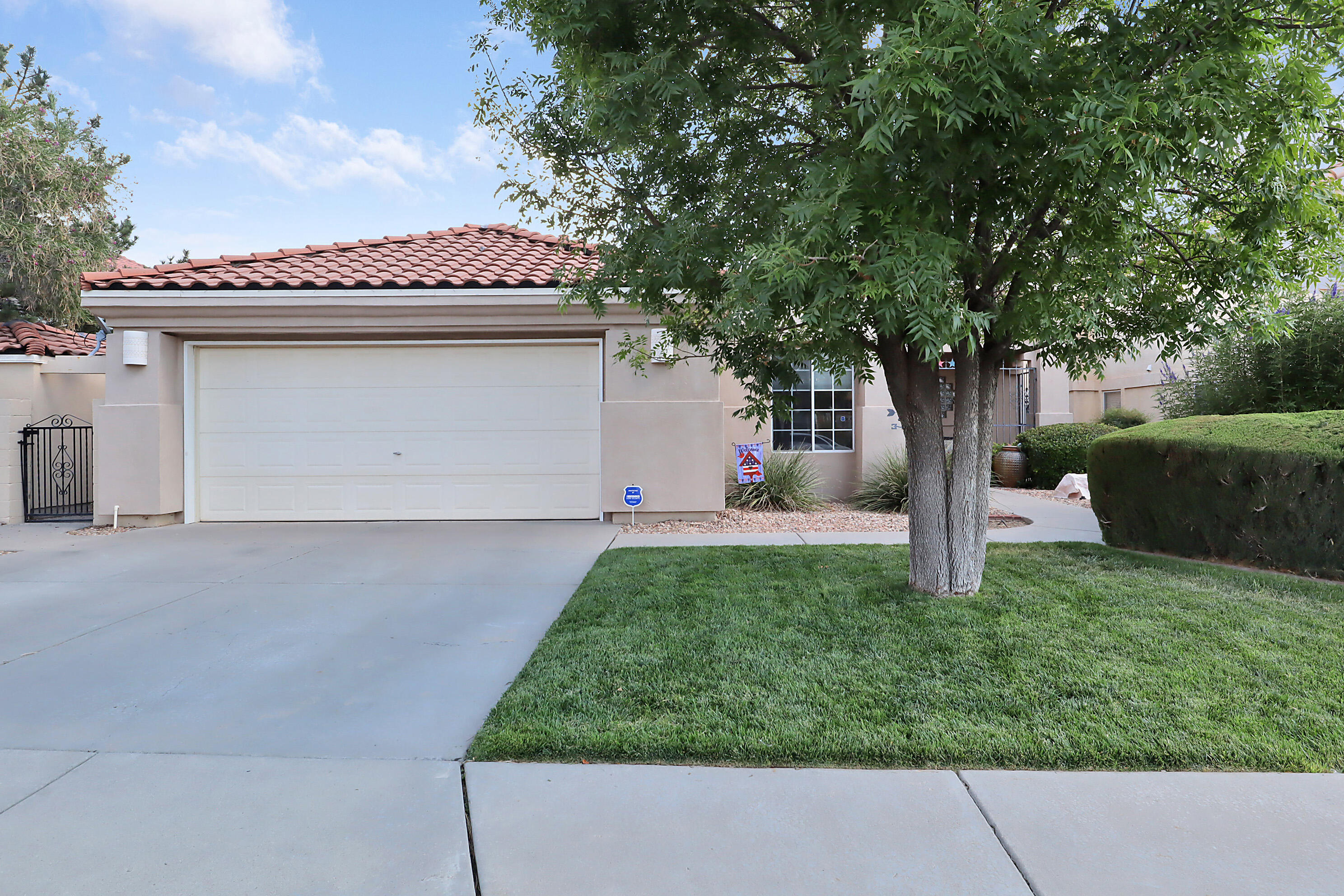 Tony Sanchez Dr, Albuquerque, NM 87123