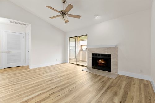 2126-1204 Harwell Dr, Arlington, TX, 76011-8818 | Card Image