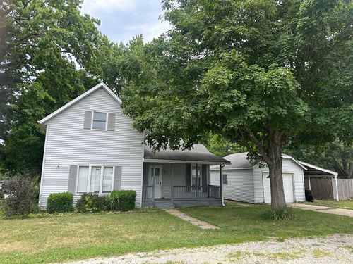 201 E North St, Saybrook, IL, 61770-9402 | Card Image