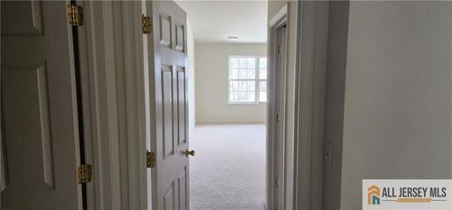 190-17 Rondell Ln, South Amboy, NJ, 08879-2915 | Card Image