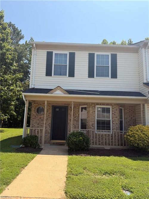 301 Wrought Iron Bnd, Yorktown, VA, 23693-4552 | Card Image