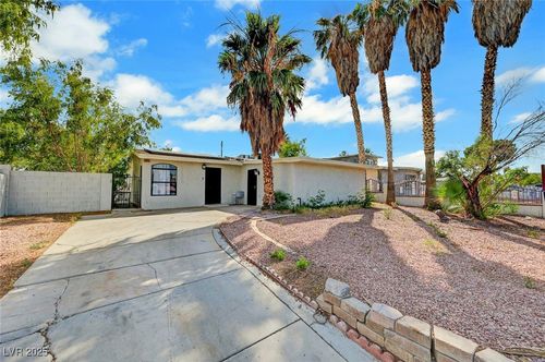 1804 David Ave, Las Vegas, NV, 89101-2221 | Card Image