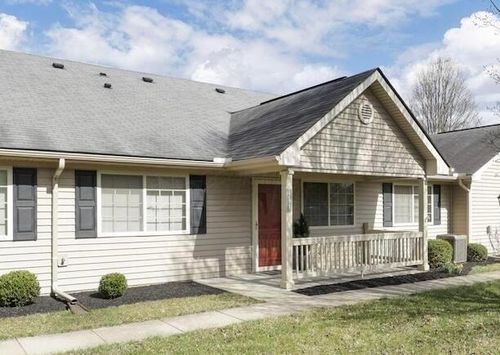 240 Wildwood Ct, Heath, OH, 43056-5518 | Card Image