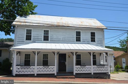 c-303 Commerce St, OCCOQUAN, VA, 22125-7710 | Card Image
