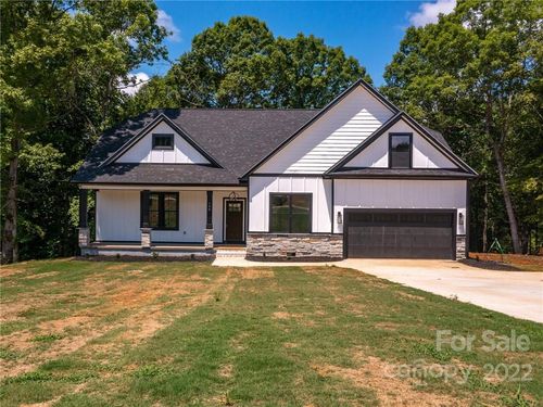 198 Tymberbrook Dr, Lyman, SC, 29365-9218 | Card Image