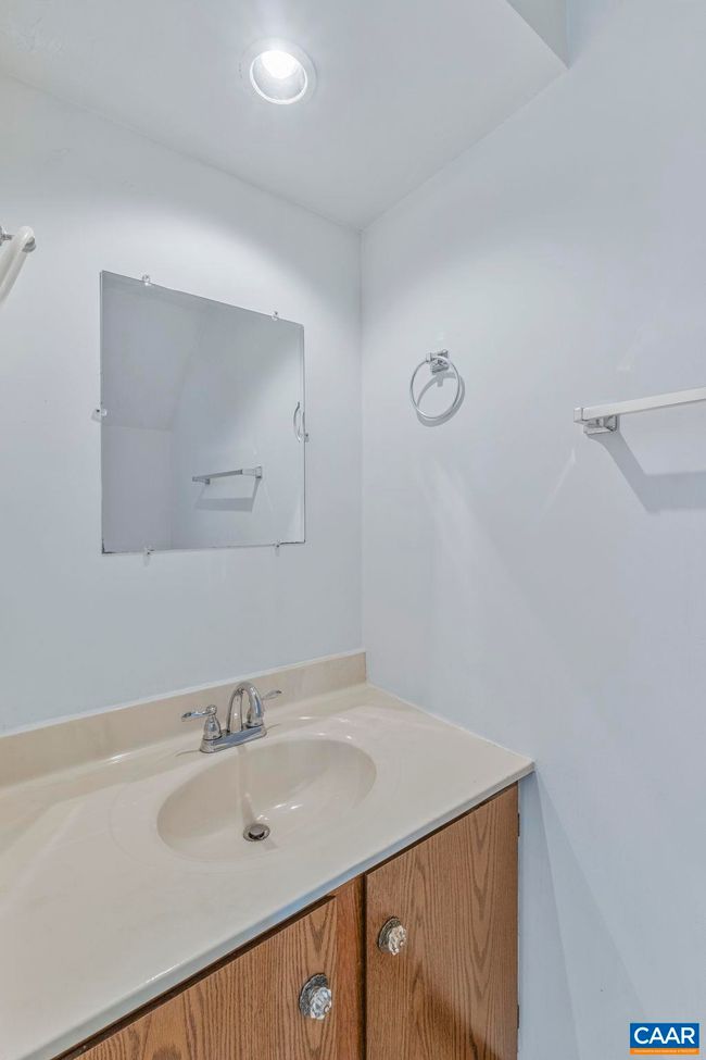 553 Millstone Ct, Condo with 2 bedrooms, 2 bathrooms and null parking in CHARLOTTESVILLE VA | Image 15