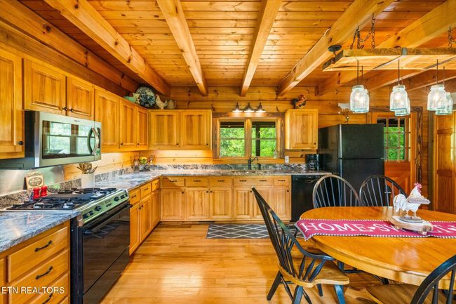 761 N Knob Creek Rd, House other with 3 bedrooms, 3 bathrooms and null parking in SEYMOUR TN | Image 19
