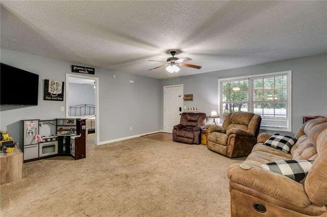77 Old Brock Rd, House other with 3 bedrooms, 2 bathrooms and 4 parking in rockmart GA | Image 8