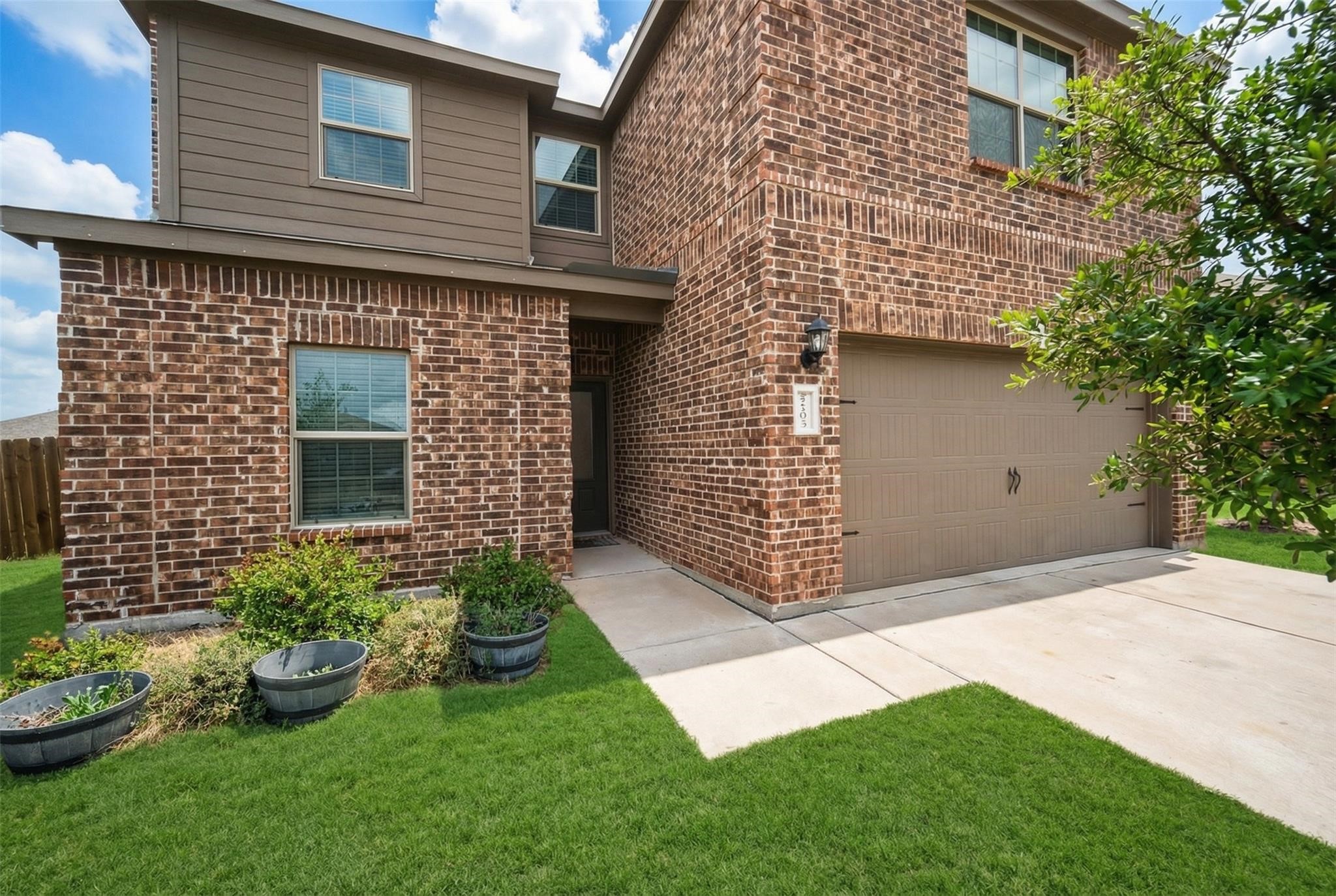 Residential Lease in Anna 3