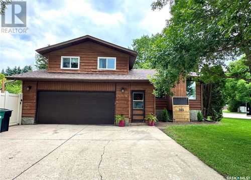 703 Mccormack Rd, Saskatoon, SK, S7M5B9 | Card Image