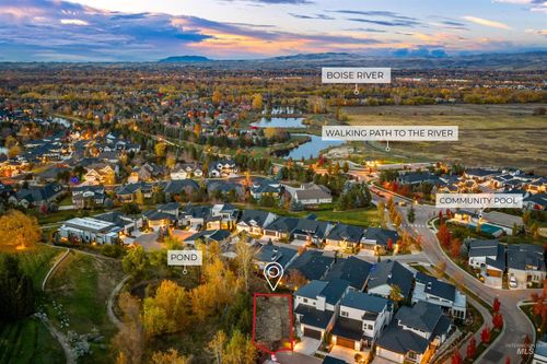 740 E Ashbourne Ln, Eagle, ID, 83616-7451 | Card Image