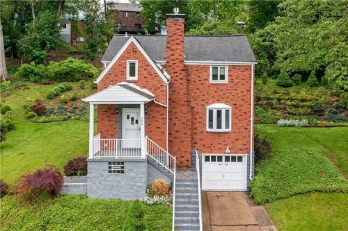 350 Broadway Dr, Pleasant Hills, PA, 15236-4149 | Card Image