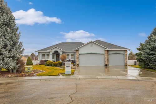 4834 S Fern St, Nampa, ID, 83686-6900 | Card Image