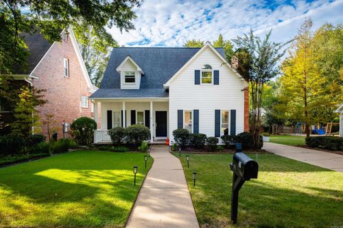 31 Saint Thomas Ct, Little Rock, AR, 72211-5512 | Card Image