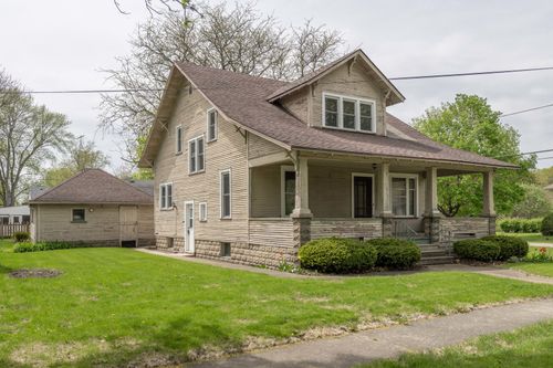 130 N Elm St, Leland, IL, 60531-3102 | Card Image