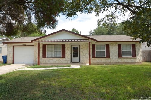5954 Cliff Bank St, San Antonio, TX, 78250-3902 | Card Image