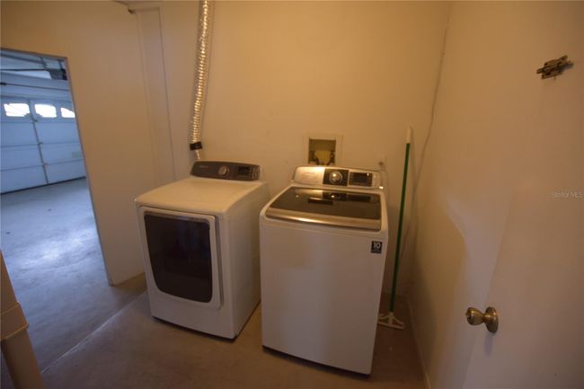 1090 Jason Ridge Ct, House other with 3 bedrooms, 2 bathrooms and null parking in Kissimmee FL | Image 25