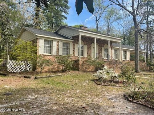 403 Woodland Dr, Elizabethtown, NC, 28337-8842 | Card Image