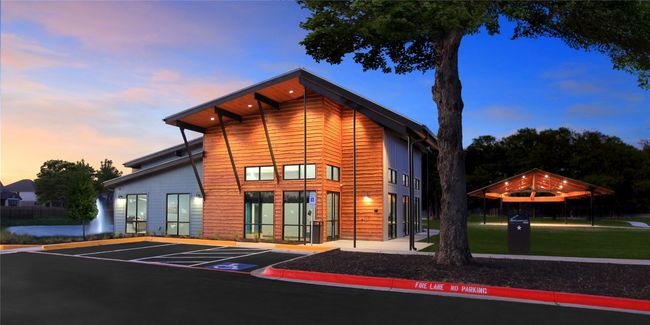 Lakehouse Amenity Center at The Colony | Image 10