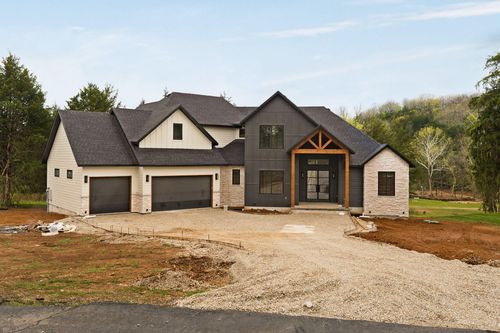 768 Seven Pines Dr, Saddlebrooke, MO, 65630-3095 | Card Image