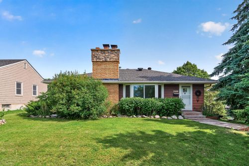 2600 W 60th St, Minneapolis, MN, 55410-2935 | Card Image