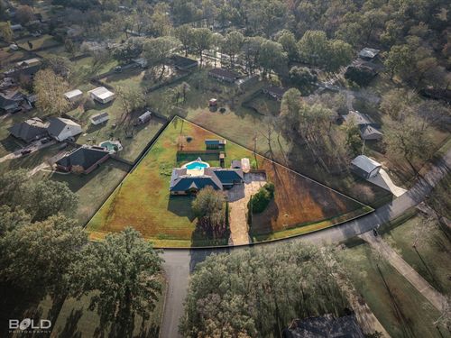 201 Rolling Meadow Ln, Bossier City, LA, 71112-9733 | Card Image