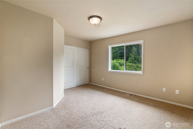 932 Tipsoo Loop N, House other with 3 bedrooms, 3 bathrooms and 2 parking in Rainier WA | Image 22