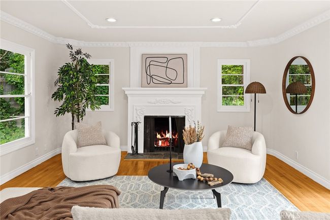Living Room | Image 10
