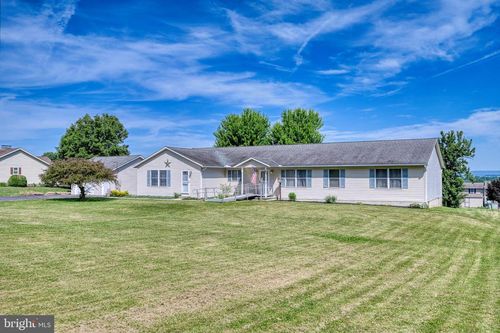 26 E Bethany Rd, Newmanstown, PA, 17073-9199 | Card Image