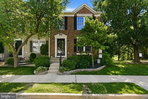 7053 Sauvage Ln, GAINESVILLE, VA, 20155-1682 | Card Image