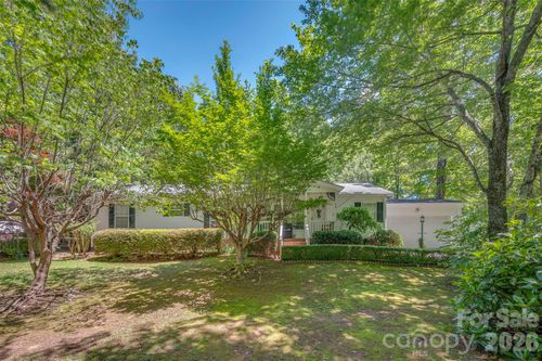 98 Lanning Dr, Columbus, NC, 28722-6406 | Card Image