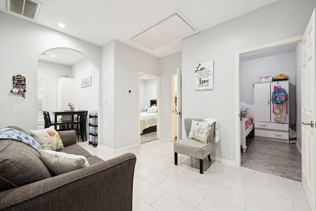 8917 Hawk Rd, House other with 5 bedrooms, 5 bathrooms and 2 parking in Pearland TX | Image 23