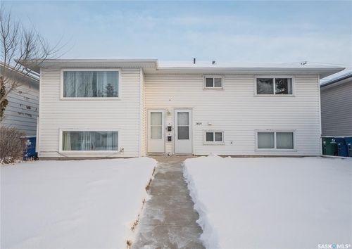 1409 Preston Ave S, Saskatoon, SK, S7H2V5 | Card Image