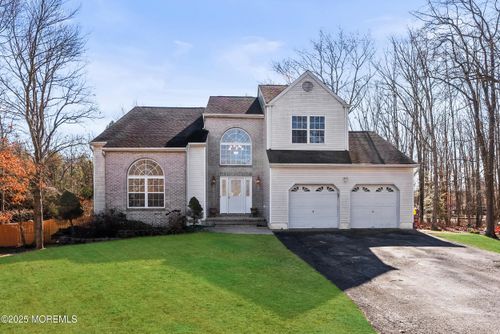 379 Sapphire Dr, Jackson, NJ, 08527-1364 | Card Image