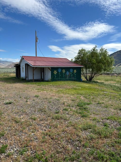 77 Sagebrush Flats Trl, Hot Springs, MT, 59845-9404 | Card Image