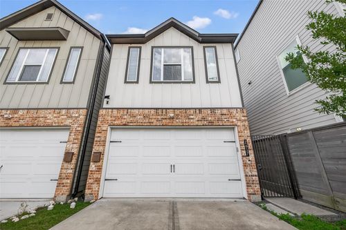 2617 Live Oak St, Houston, TX, 77004-1521 | Card Image