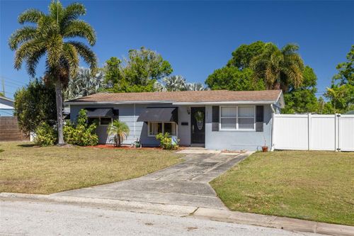 1541 68th Ave N, ST PETERSBURG, FL, 33702-6551 | Card Image